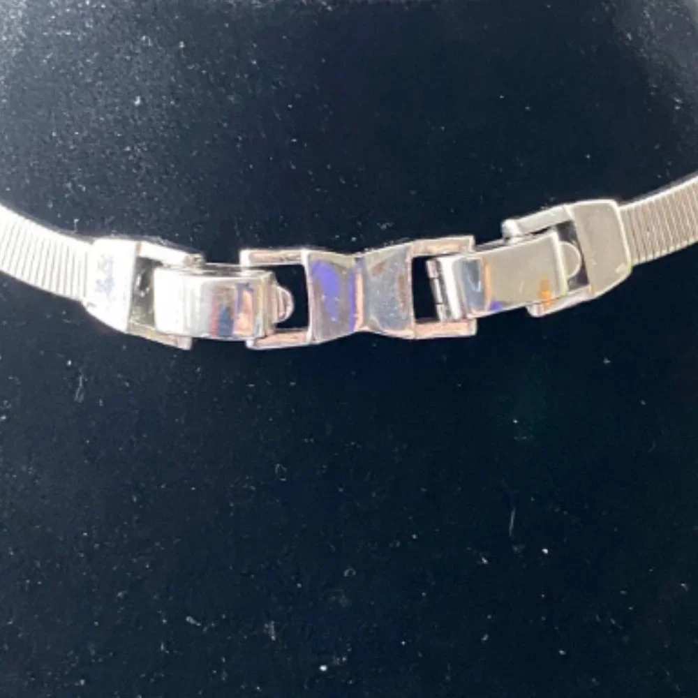 VTG- Trifari- Adjustable Omega Choker w Adjustable Sister Hinge Clip Clasps - Picture 4 of 9